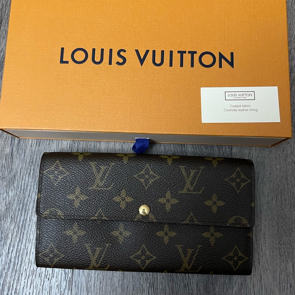 SALE🚨🚨LV SARAH WALLET LONG 🤎 LV Monogram🚨🚨MARK DOWN